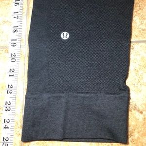 Lululemon black Ebb To Street cropped leggings